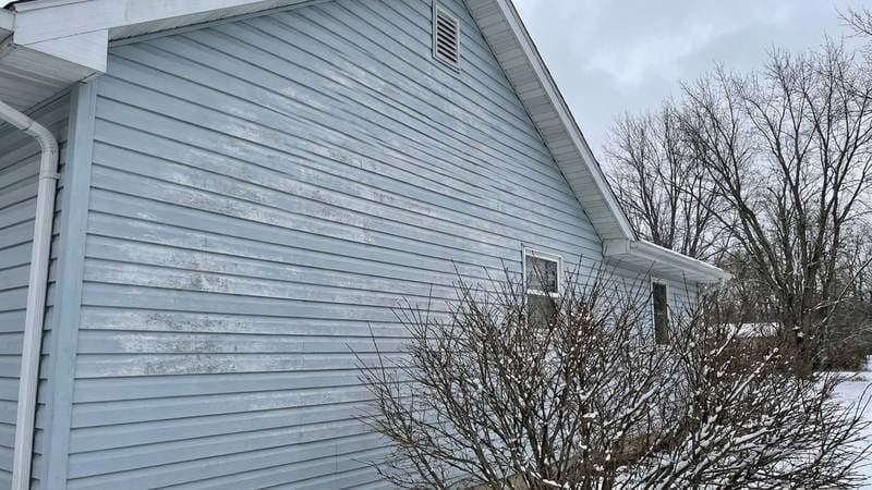 What Shortens Vinyl Siding's Lifespan in Indiana